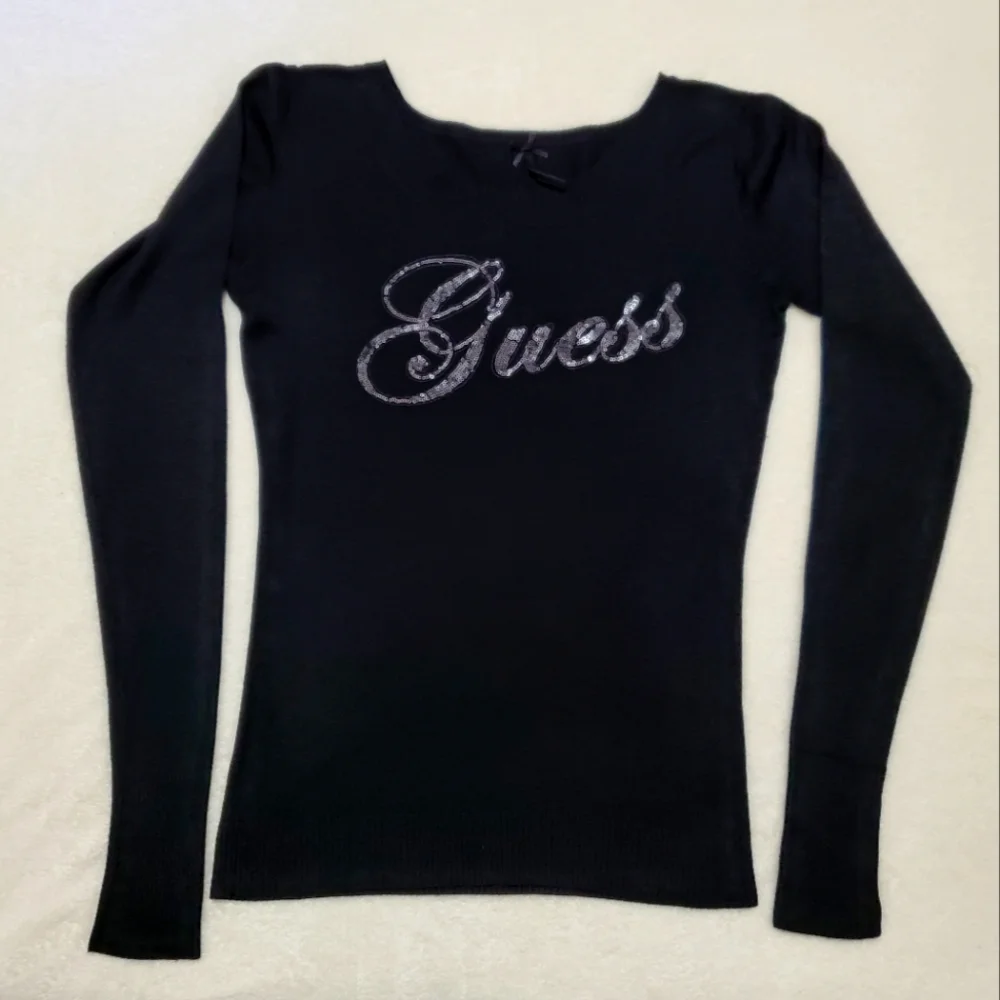 ❌️SOLD❌️♦️3/25♦️Guess Women's Top Size S